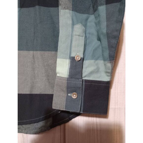 Under Armour Shirt Ladies Medium Teal Plaid Button Front Long Sleeve Flannel Gor - Picture 5 of 9